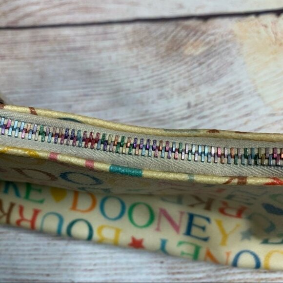 Vintage Y2K Dooney and Bourke Baguette Purse - Picture 9 of 16